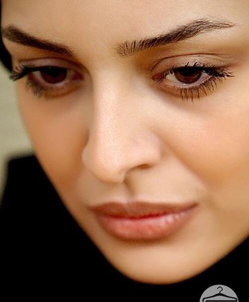 عکس ساره بیات قبل از عمل بینی