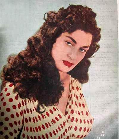 عکس ژاله علو جوانی