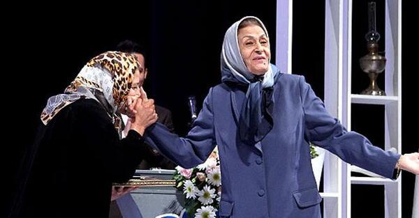 عکس ژاله علو جوانی