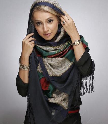 عکس شبنم قلی خانی در استرالیا روی اسکله تفریحی