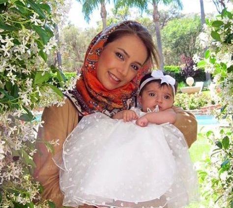 عکس شبنم قلی خانی در استرالیا روی اسکله تفریحی