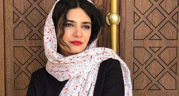 عکس لیندا کیانی با خانواده اش