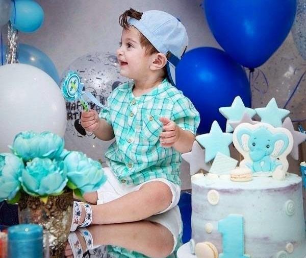 عکس تولد یک سالگی پسر الهام حمیدی