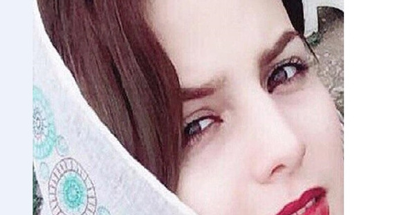 عکس های آوا در سریال هست و نیست