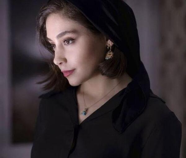 عکس و بیو گرافی دیبا زاهدی