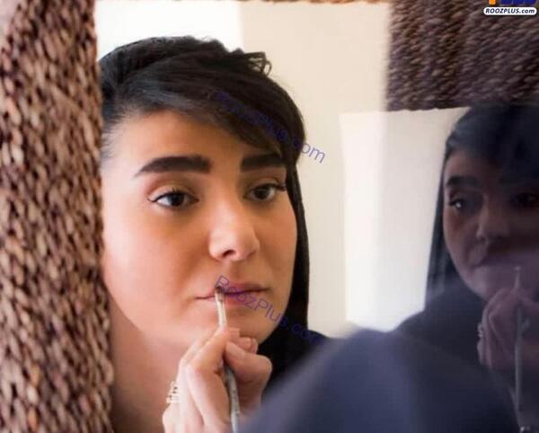 عکس درحال آرایش
