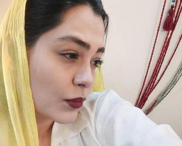 عکس کودکی سانیا سالاری