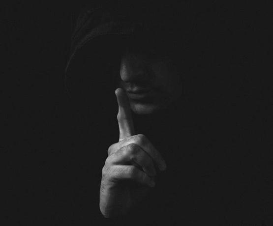 عکس خالی غمگین برای نوشتن