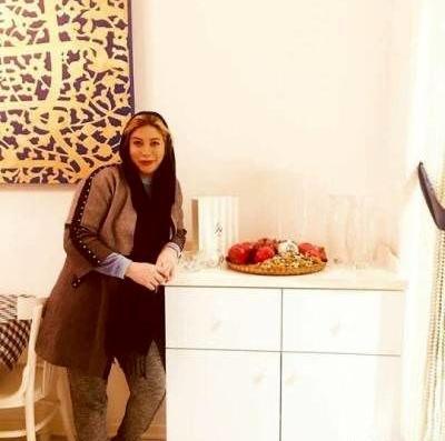 عکس فریبا نادری در خارج