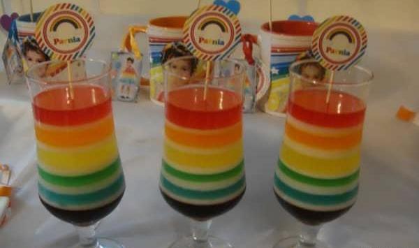 عکس ژله در جام پایه بلند