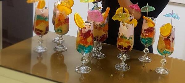 عکس ژله در جام پایه بلند