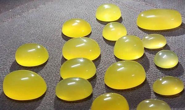 عکس رنگ خالص زرد
