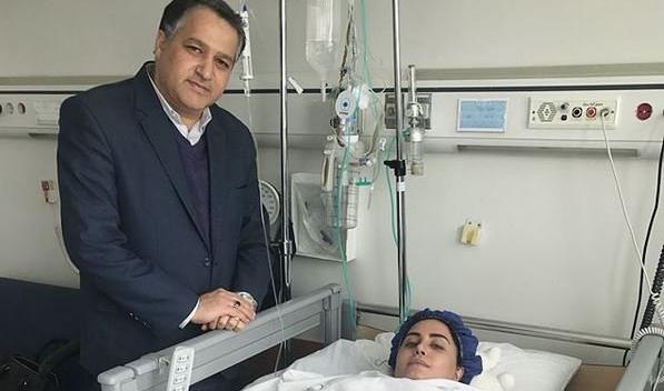 عکس پروفایل پسر روی تخت بیمارستان