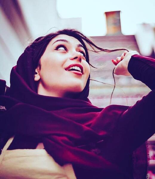 عکس زن خوشگل برای پروفایل تلگرام