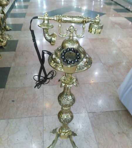 عکس تلفن ایستاده برنز