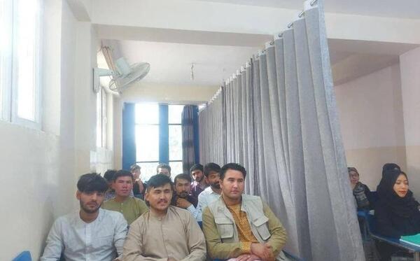 عکس پرچم طالبان در افغانستان