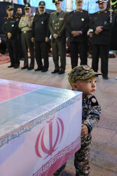 عکس شهید حججی با لباس سپاه
