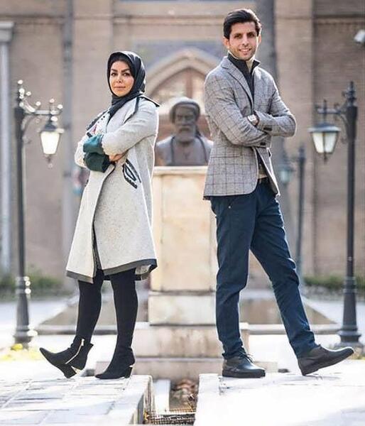 عکس پروفایل ایستاده