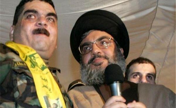 عکس ایستاده سید حسن نصرالله