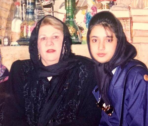 عکس شبنم قلی خانی و خانواده اش