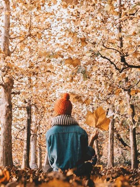 عکس دخترانه پاییزی در اینستا