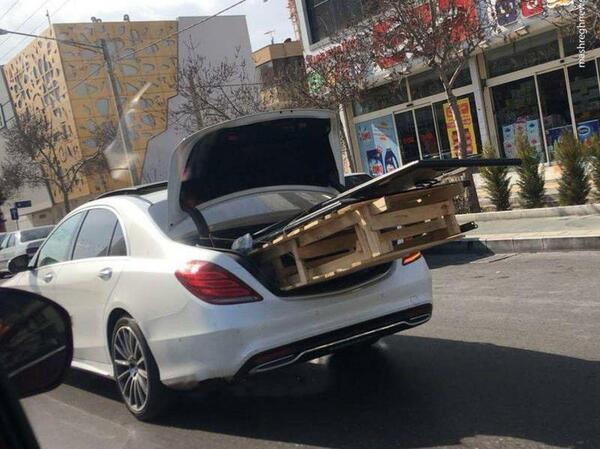 عکس پشت فرمون بنز