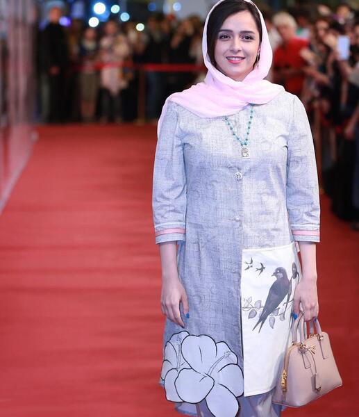 عکس ترانه علیدوستی در جشن حافظ