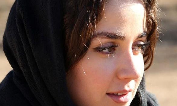 عکس افسانه پاکرو در رویای خیس