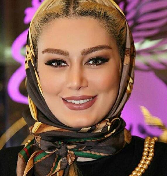 عکس لیندا کیانی با آرایش غلیظ
