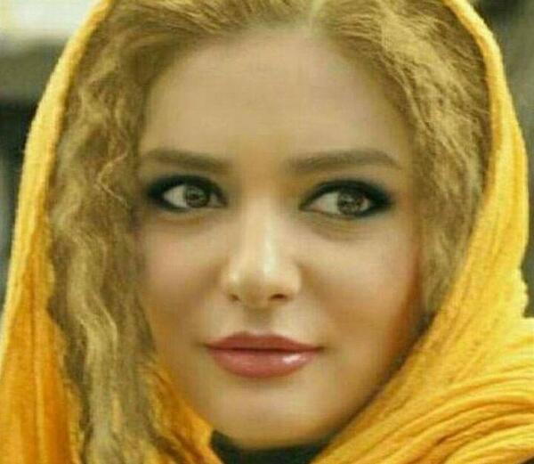 عکس لیندا کیانی با آرایش غلیظ