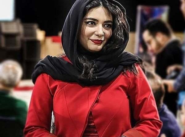 عکس لیندا کیانی با ساپورت