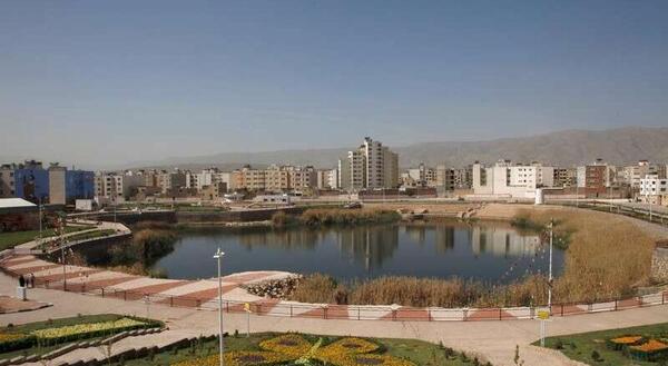 عکس دریاچه فروزان شیراز