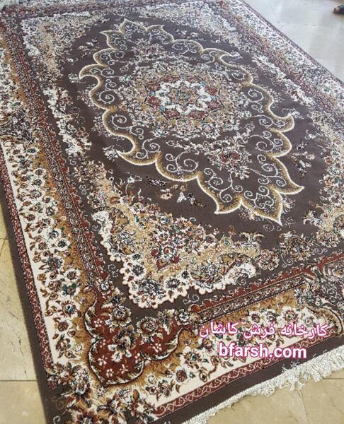 عکس فرش رنگ گردویی