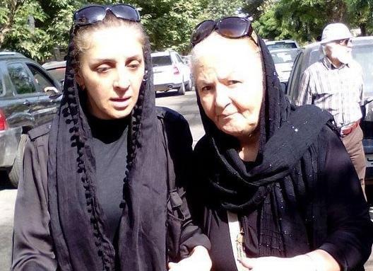 عکس بهمن زرین پور با خانواده