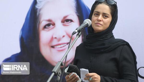 عکس مادر غزل شاکری