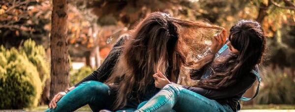 صمیمی عکس رفیق دخترونه بدون متن