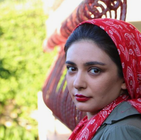 عکس تکی لیندا کیانی