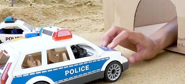 عکس ماشین پلیس فیلم