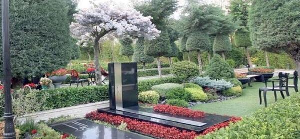 عکس قبر گل کاری شده