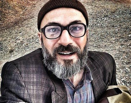 عکس امیر آقایی در حریم سلطان