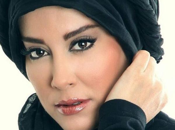 عکسهای آشا محرابی و خواهرش