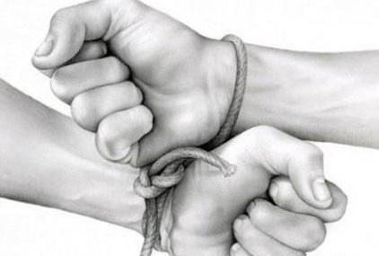 عکس سیاه سفید نقاشی شده