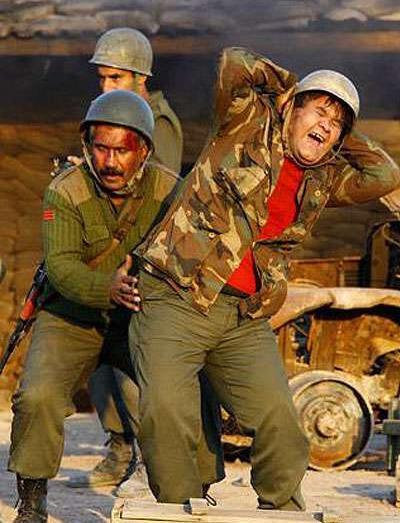 عکس اکبر عبدی در فیلم اخراجی ها