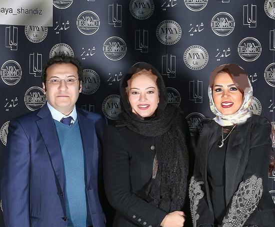 عکس جدید رزیتا غفاری وهمسرش