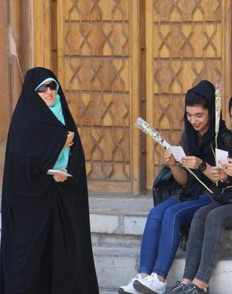 عکس دختر چادری برای روز دختر