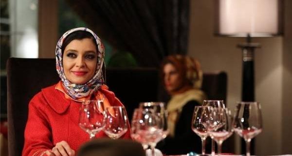 عکس ساره بیات و پاپت