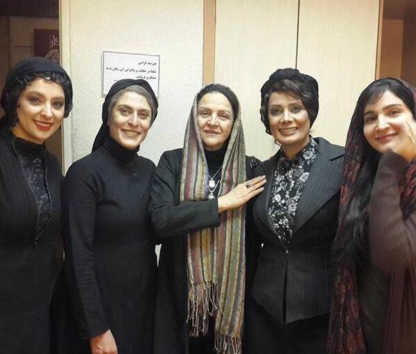 عکس عاطفه رضوی با ساپورت