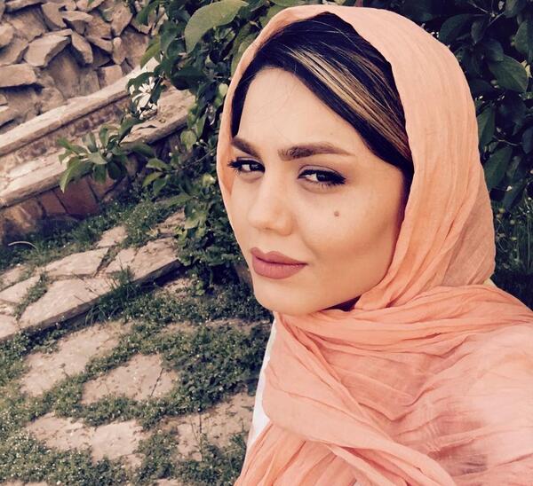 عکس اینستاگرام آزاده زارعی