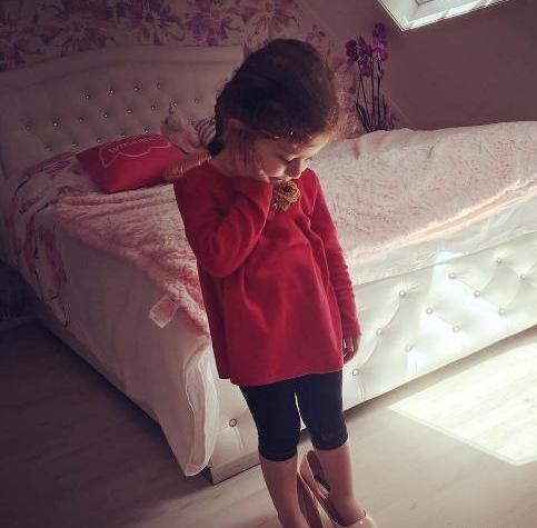 عکس پروفایل کفش پاشنه بلند