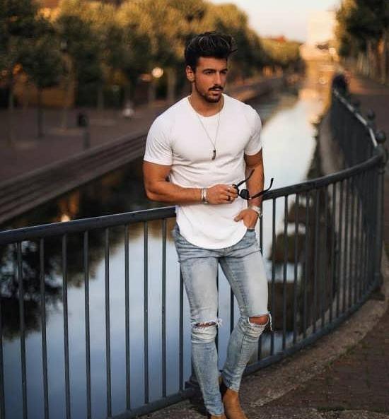ژست عکس ایستاده مردانه